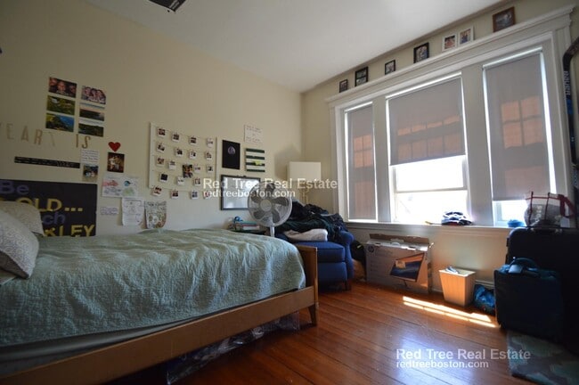 Photo - 1788 Beacon St Apartment