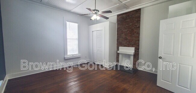 Foto del edificio - 1011A North 6th St.