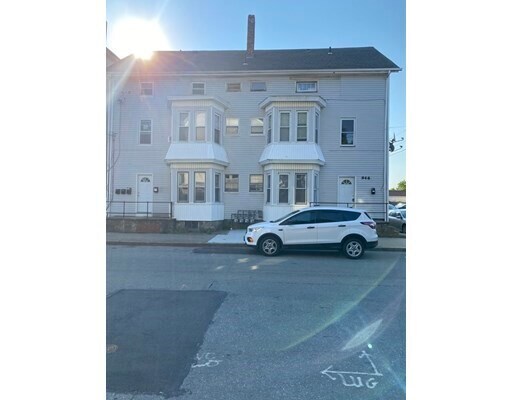 Primary Photo - 946 Rodman St