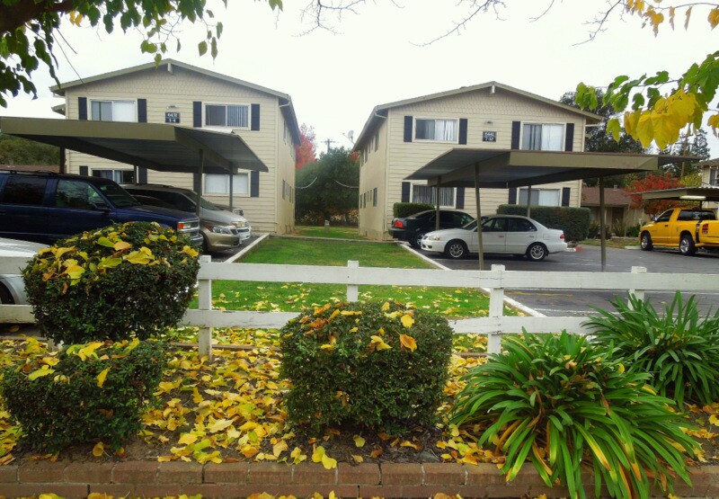 Foto principal - 6441 Benning St