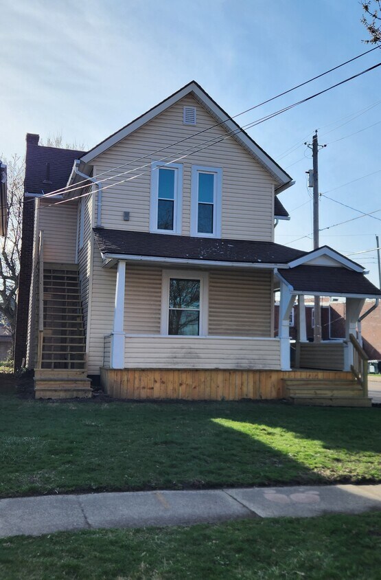 Foto principal - 212 1st St NW