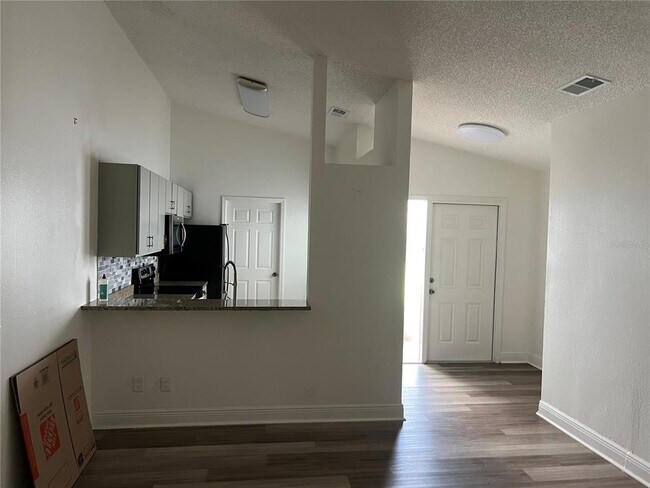 Foto del edificio - 3366 Cloverplace Dr