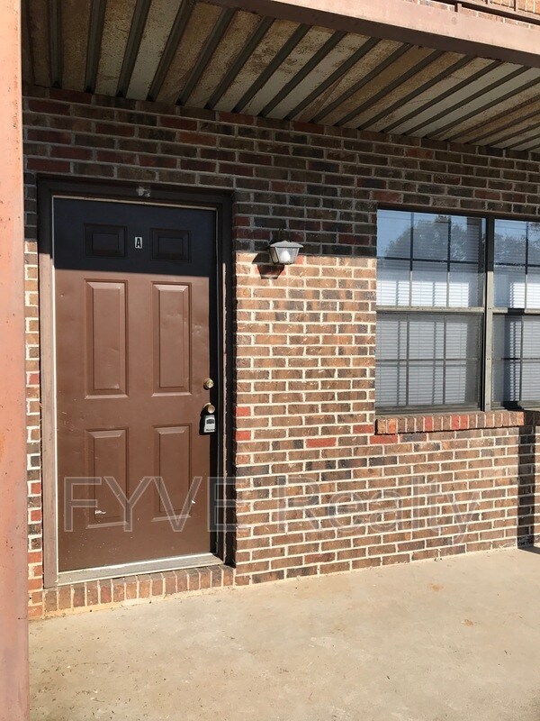 Primary Photo - 4308 Bounds Rd NW