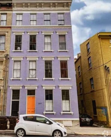 Building Photo - 309 E 13th St