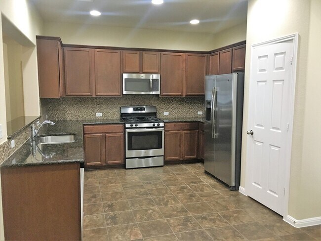 Foto del edificio - Magnolia Creek 4-Bedroom Home in Highly Sought After Leander ISD