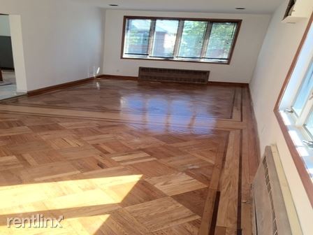 Foto principal - 1348 82nd St
