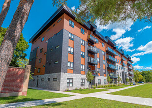 Building Photo - Village West Apartments