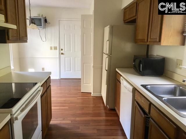 Foto del edificio - 1518 Willow Creek Ln