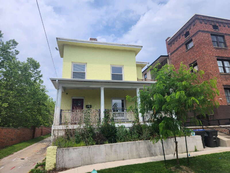 Primary Photo - 2009 Pleasant St
