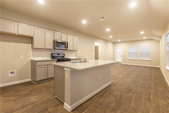 Foto del edificio - 612 Roaring Fork Ln