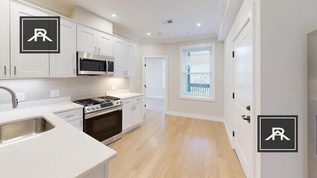 4 bedroom in Allston MA 02134 - 4 bedroom in Allston MA 02134 Apartment