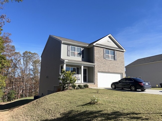 Building Photo - Beautiful Home in Piedmont