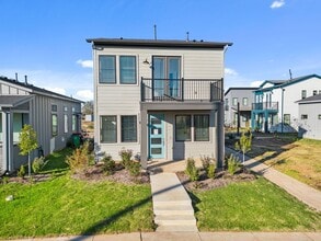 Building Photo - 3235 Loam Ln