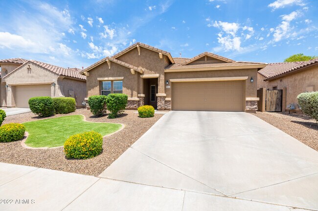 Building Photo - 5304 W Buckskin Trail