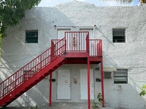 Building Photo - 237 NE 58th St