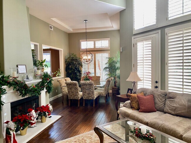 Foto del edificio - Spacious Townhouse in Scenic Almaden Valley