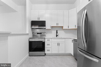 Building Photo - 4930 West Chester Pike