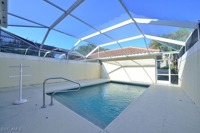 Foto del edificio - 6250 Towncenter Cir