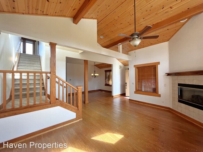 Foto del edificio - 3 br, 3 bath House - 675 Tern St.