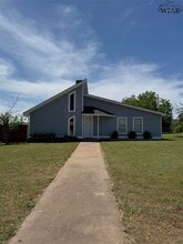 Building Photo - 4301 Edgehill