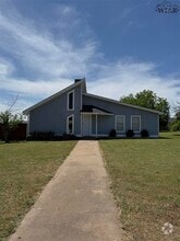 Building Photo - 4301 Edgehill