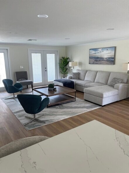 Foto del edificio - 1203 Lyric Ln