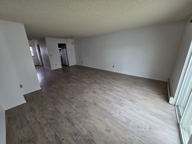 Photo - 138 N Willow St Townhome