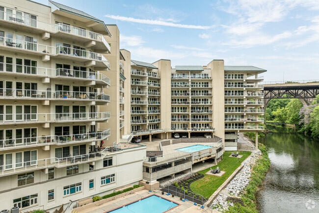 The Pointe at Brandywine Park