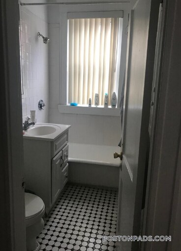 Foto del edificio - 137 Park Dr