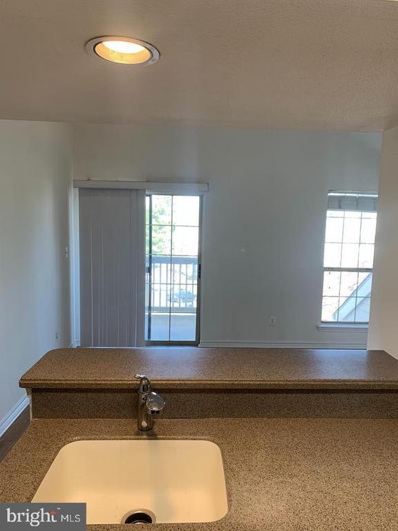 Building Photo - 12161 Penderview Terrace