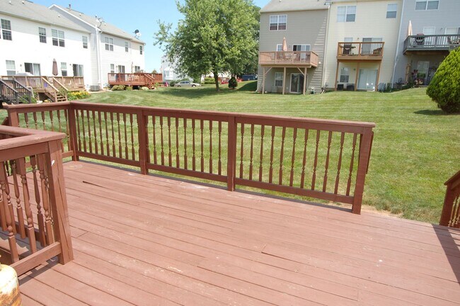 Foto del edificio - Town Home