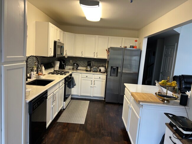 Photo - 305 Glenn Rose Blvd Townhome