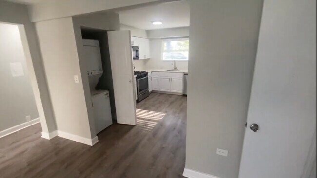 Foto del edificio - 1321 W Sherwin Ave