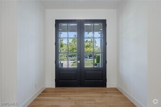Building Photo - 12630 Panasoffkee Dr