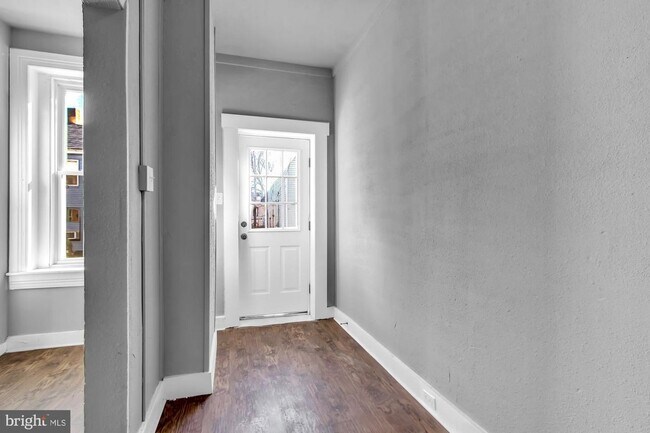 Foto del edificio - Spacious 4 Bedroom in York City - Coming Soon