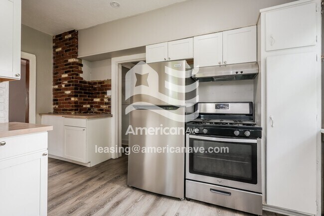 Foto del edificio - 522 E 3rd St