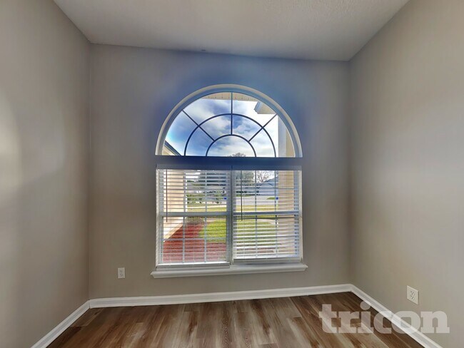 Foto del edificio - 1668 Hidden Forest Ln