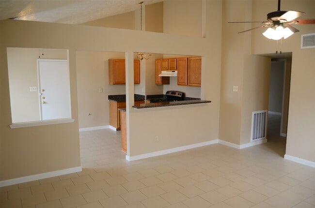 Building Photo - 17506 Bullis Gap Dr