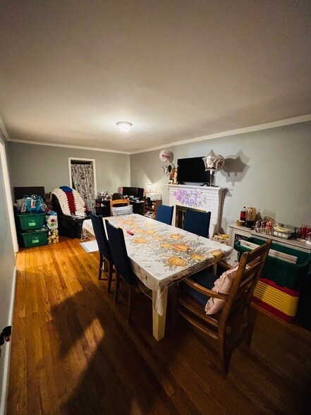 Building Photo - 28 Purdue Rd