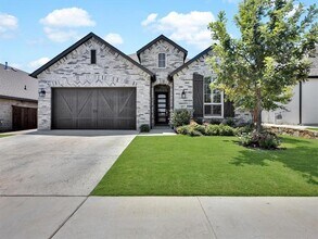 Building Photo - 14837 Nightmist Rd