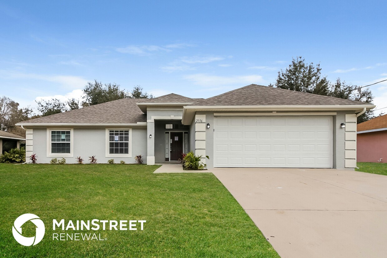Foto principal - 2556 Traverse Ave