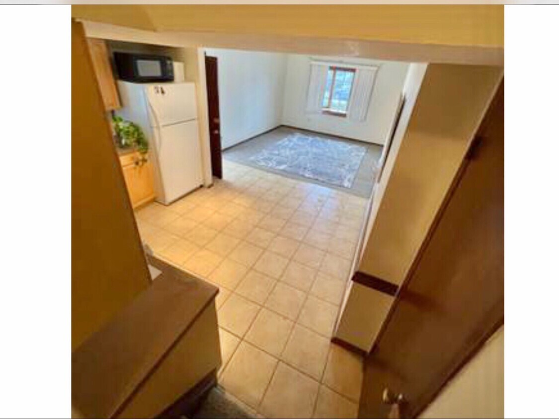 412 Memphis Ave Staten Island Ny 10312 House For Rent In Staten Island Ny Apartments Com