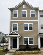 Building Photo - 539 Deercroft Dr