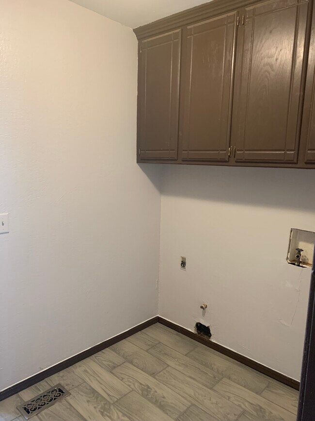 Foto del edificio - 3717 Windscape Ave