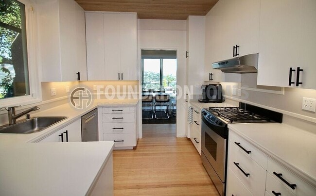 Foto del edificio - 9 Fern Ave
