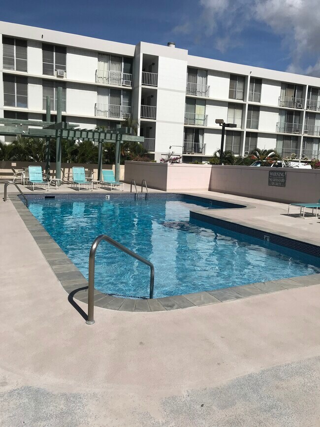 Foto del edificio - 2845 Waialae Ave