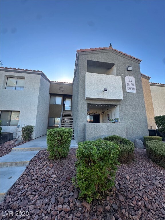Building Photo - 3151 N Soaring Gulls Dr