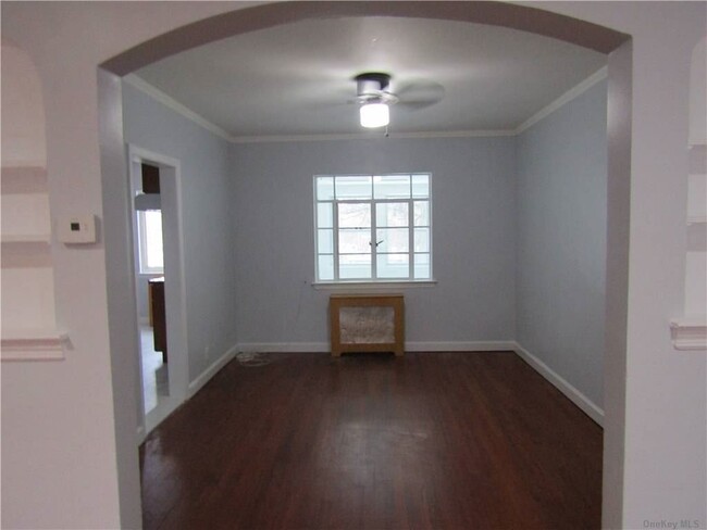 Foto del edificio - 108-27 65th Ave
