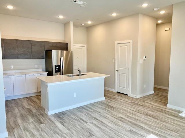 Foto del edificio - 2432 Freshwater Ln