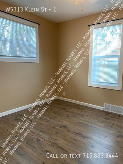 Building Photo - W5313 Klein St